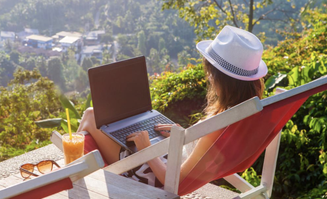 4 Reasons Why You Should Hire Digital Nomads