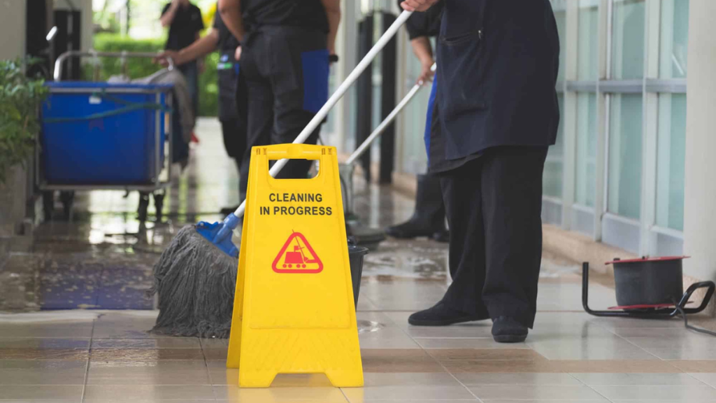 Experience Unmatched Cleanliness with Expert Commercial Cleaning in Lansing