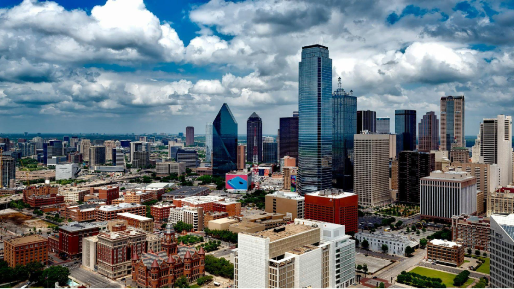 Getting Car Insurance in Dallas Without Going Broke