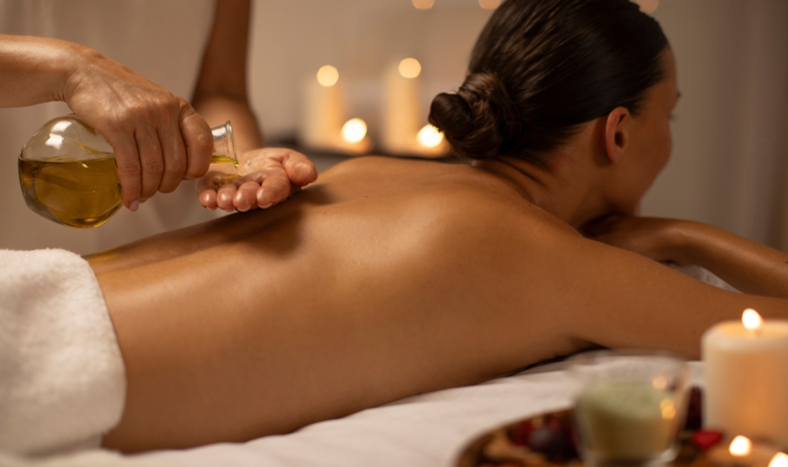 Why Aromatherapy Massage Is the Ultimate Reset—For Anyone, Anytime