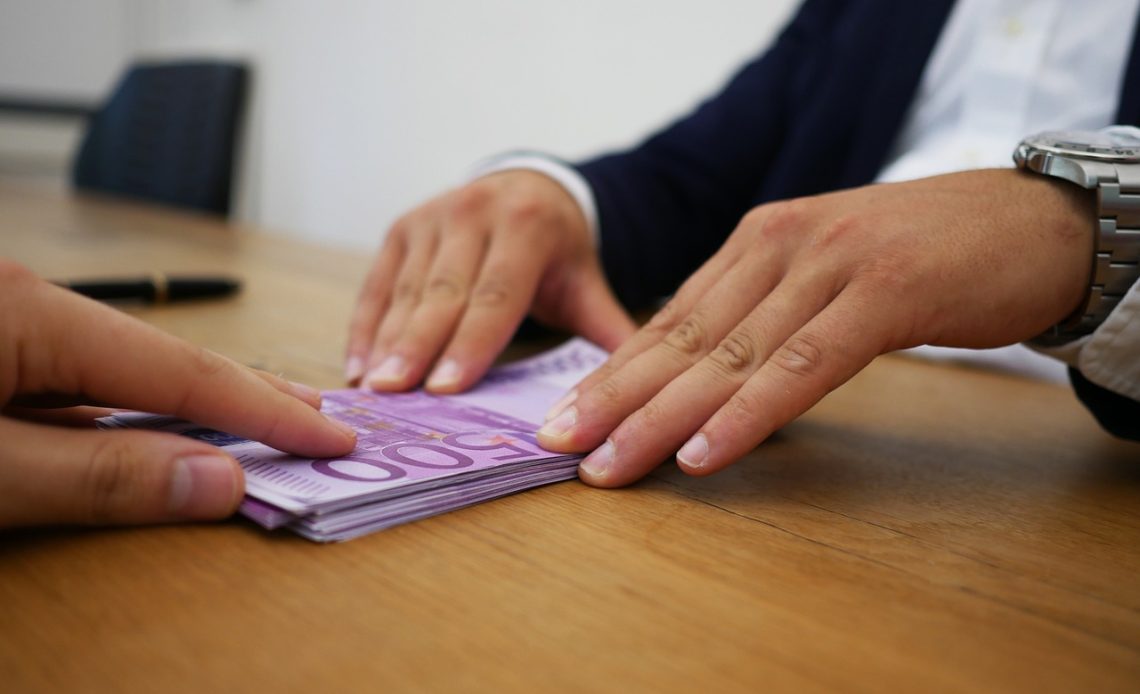 What Happens If You Miss a Personal Loan EMI? Charges, Credit Impact and Recovery